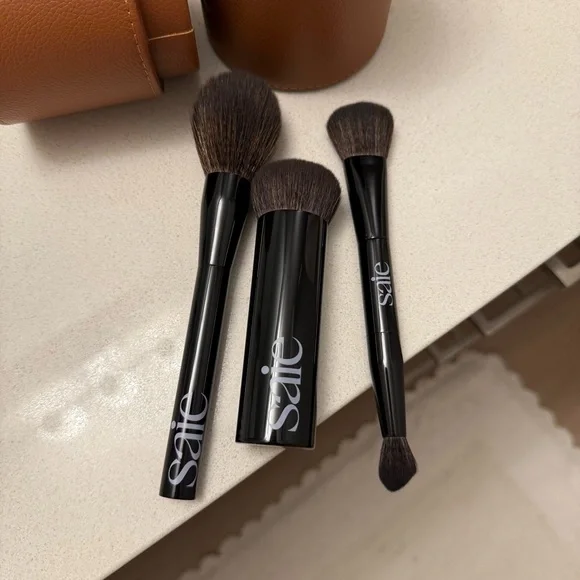 Saie Brush Set - Picture 2 of 3